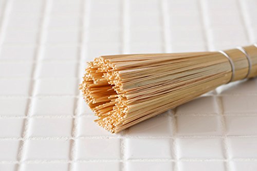 KAGOYA Bamboo Pan Brush (Sasara) – Gentle Scrubber for Cast Iron Skillets & Woks, Durable Natural Cleaning Brush, 4.7 inch with Hanging Loop