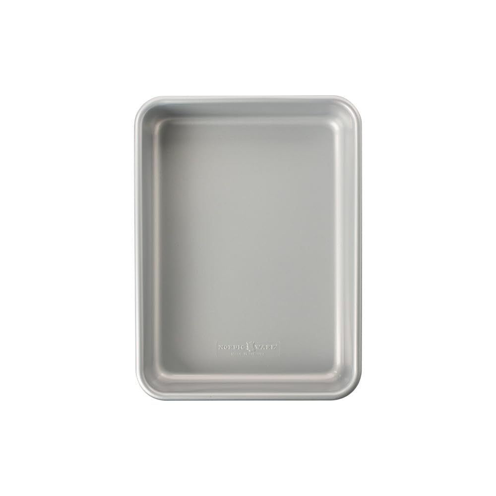 Nordic Ware Brilliant Nonstick Aluminum 9 x 13-Inch Pan