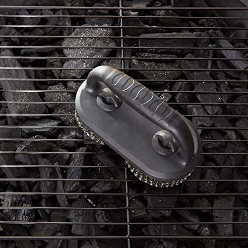 Outset Grill Scrubber, Mesh Grill Scrubber and Cleaning Brush, Short Handle