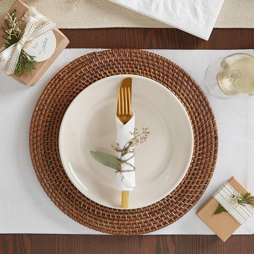 Vanity Fair Entertain Paper Napkins, 40 Count, Disposable Napkins Made for Entertaining and Events