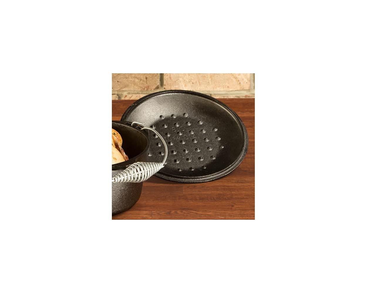 Lodge L8IC3 10-1/4-Inch Logic Cast-Iron Lid