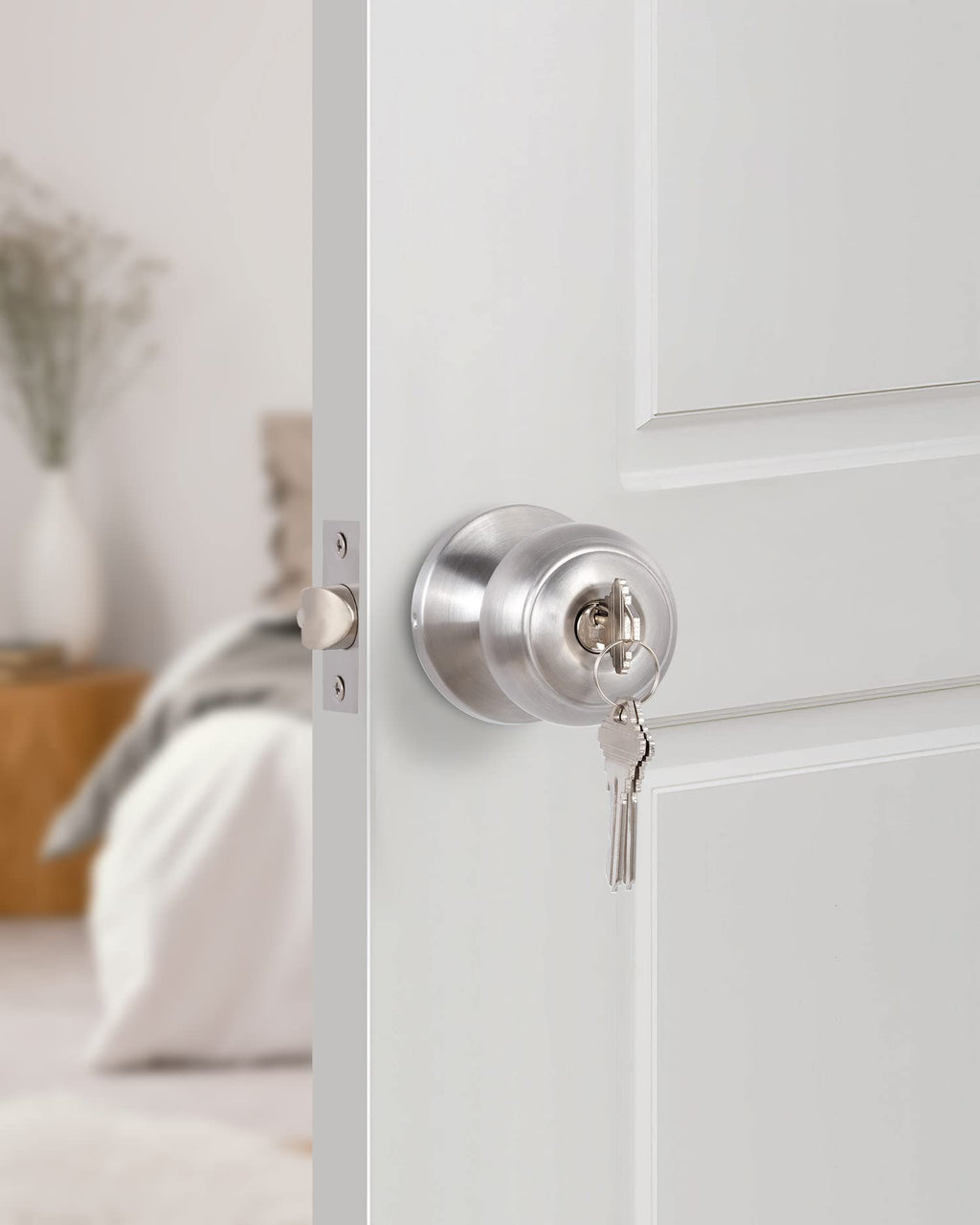 Door Knobs Interior Keyed Difference Entry Front Bedroom Doorknobs with Lock Flat Ball Handle Lock Sets in Satin Nickel