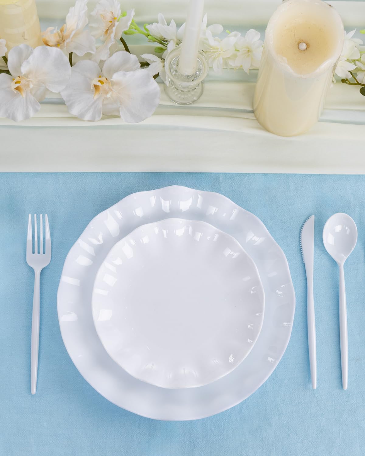 LIYH White Plastic Plates, 20 Pieces, Reusable, Unbreakable, Scalloped, Microwave & Dishwasher Safe 10 Inch