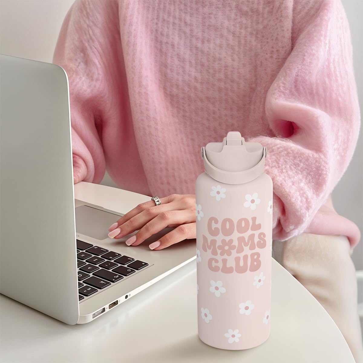 Mom Water Bottle, Cool Moms Club Bottles 32oz Stainless Steel Insulated with Lid, Mom Gifts from Daughter Son, Gifts for Mother's Day Christmas Birthday