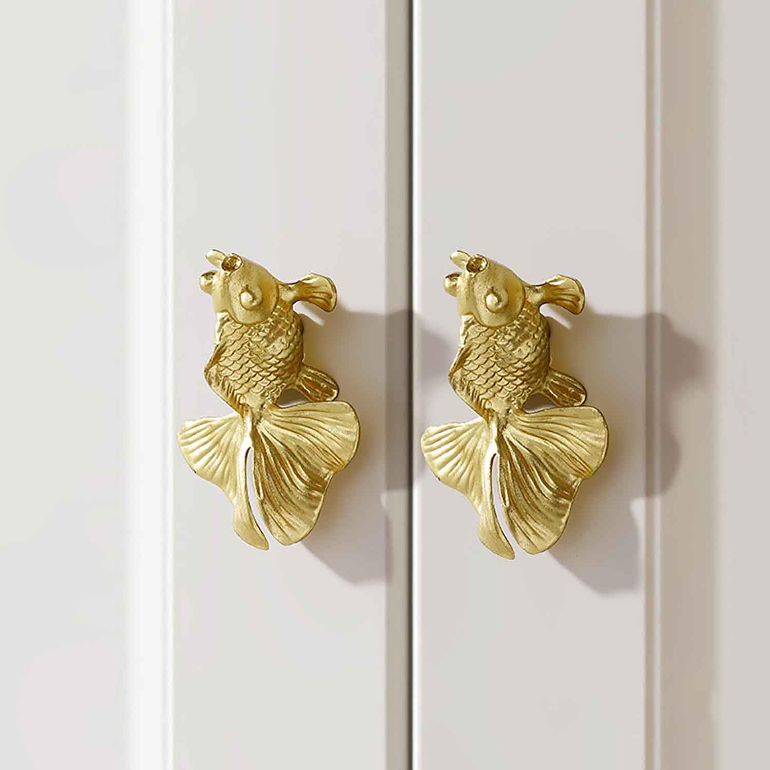 JSBWSFA 2PCS Goldfish Cabinet Knobs, Animal Knobs Cabinets and Drawers Knob for Cabinets Gold Drawer Knob Metal Dresser Pull Cupboard Handles