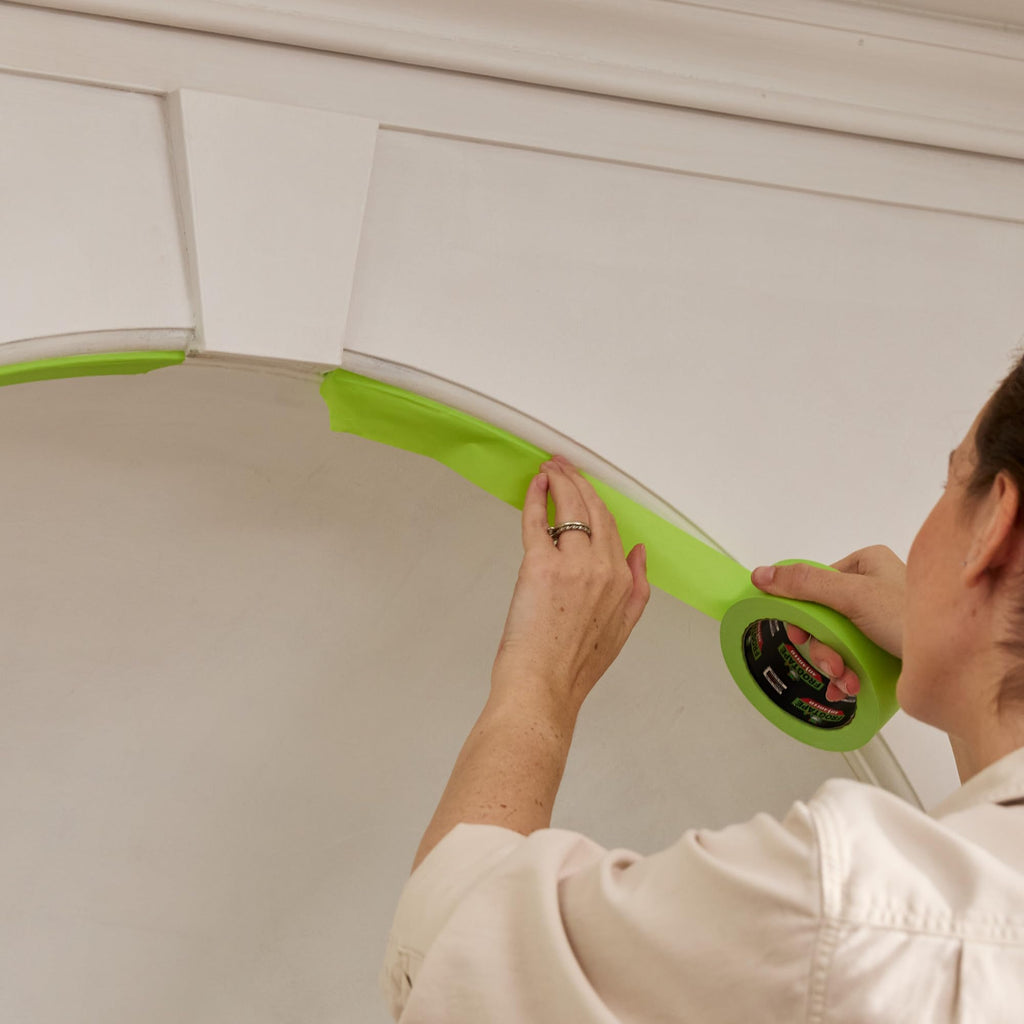 FrogTape Advanced Painters Tape, 1.5 Inch Wide (1.41-Inch x 45-Yard) Multi-Surface Tape with PAINTBLOCK, Conforms Around Curves & Contours, Tear-Free Removability, 2 Rolls, Green
