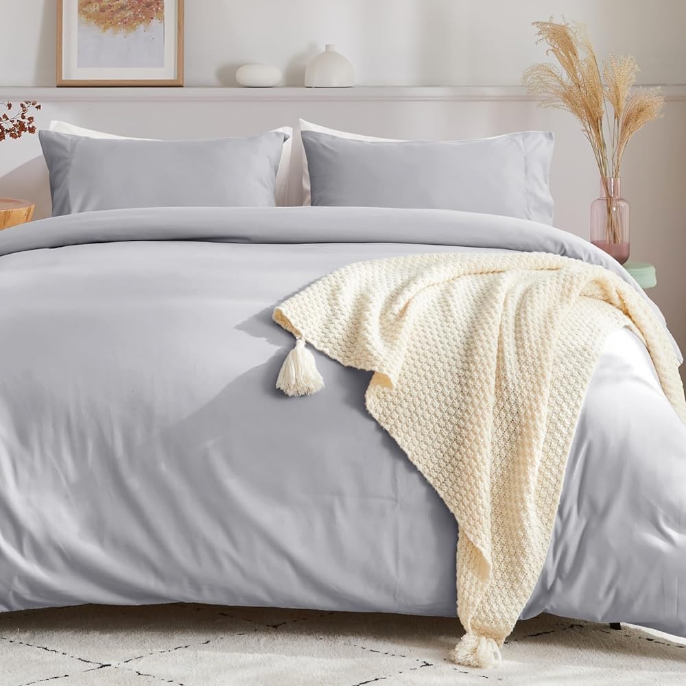 Sasttie Duvet Cover Queen, 3-Piece Ultra Soft Double Brushed Bedding Sets for All Season Use, Includes 1 Duvet Cover 90x90 Inches, 2 Envelope Pillowcases 20x30 Inches, Light Grey