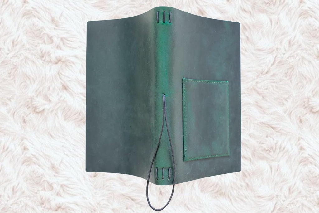 KISSKI Vintage Leather Notebook Journal, Refillable A5 Travelers Notebook Cover with Pen/Phone Pocket, 6x9 in, Writing Diary Cover/Daily Notepad for 5.5x8.5 Paper, Handmade Gift for Women/Men, Green