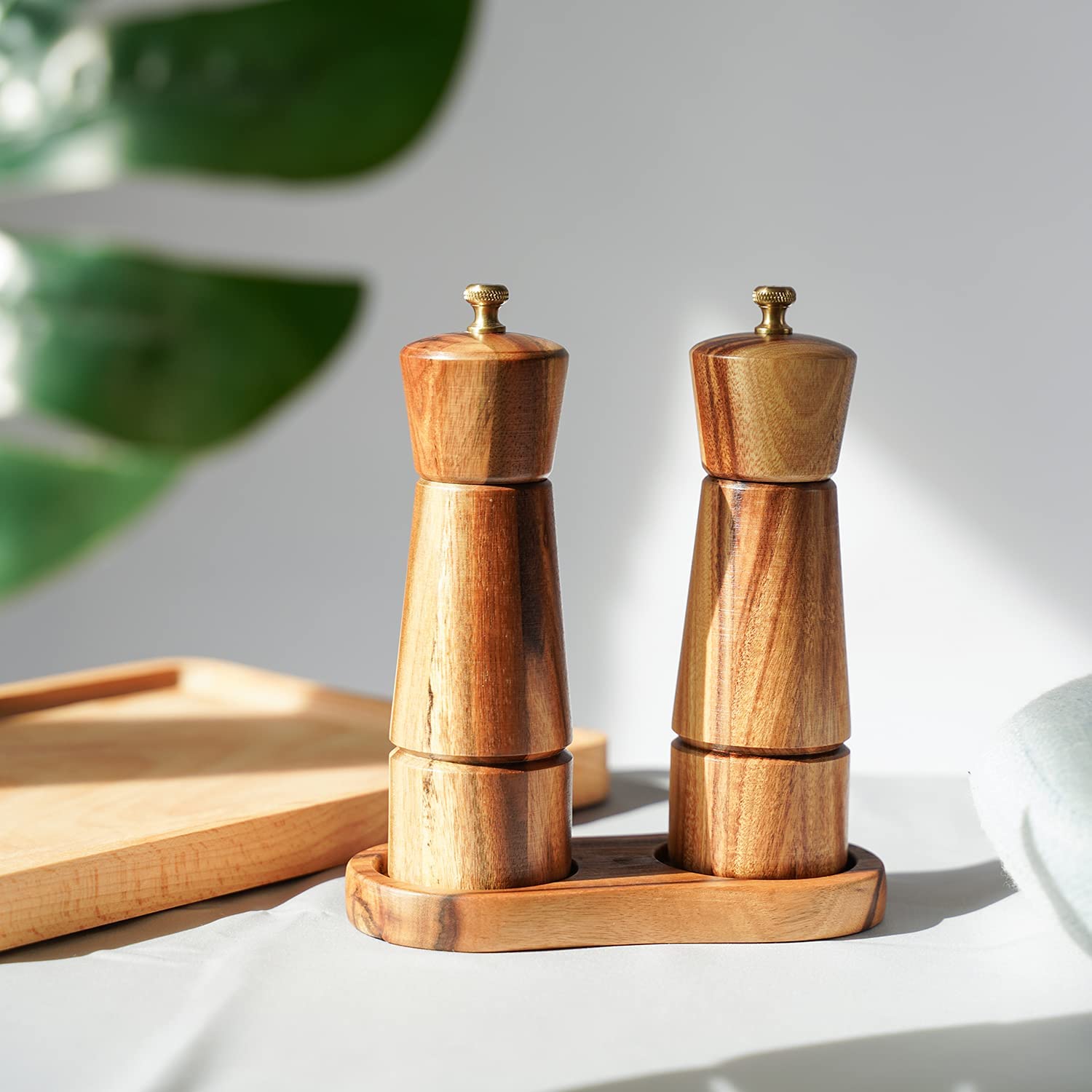 DeroTeno Salt and Pepper Mill Set, Adjustable Ceramic Grinder Salt Mill, Stainless Steel Grinder Pepper Mill, Acacia Wood, 16.5 cm / 6 inch Height, Bottom Dia 5 cm (Tray is NOT Included)