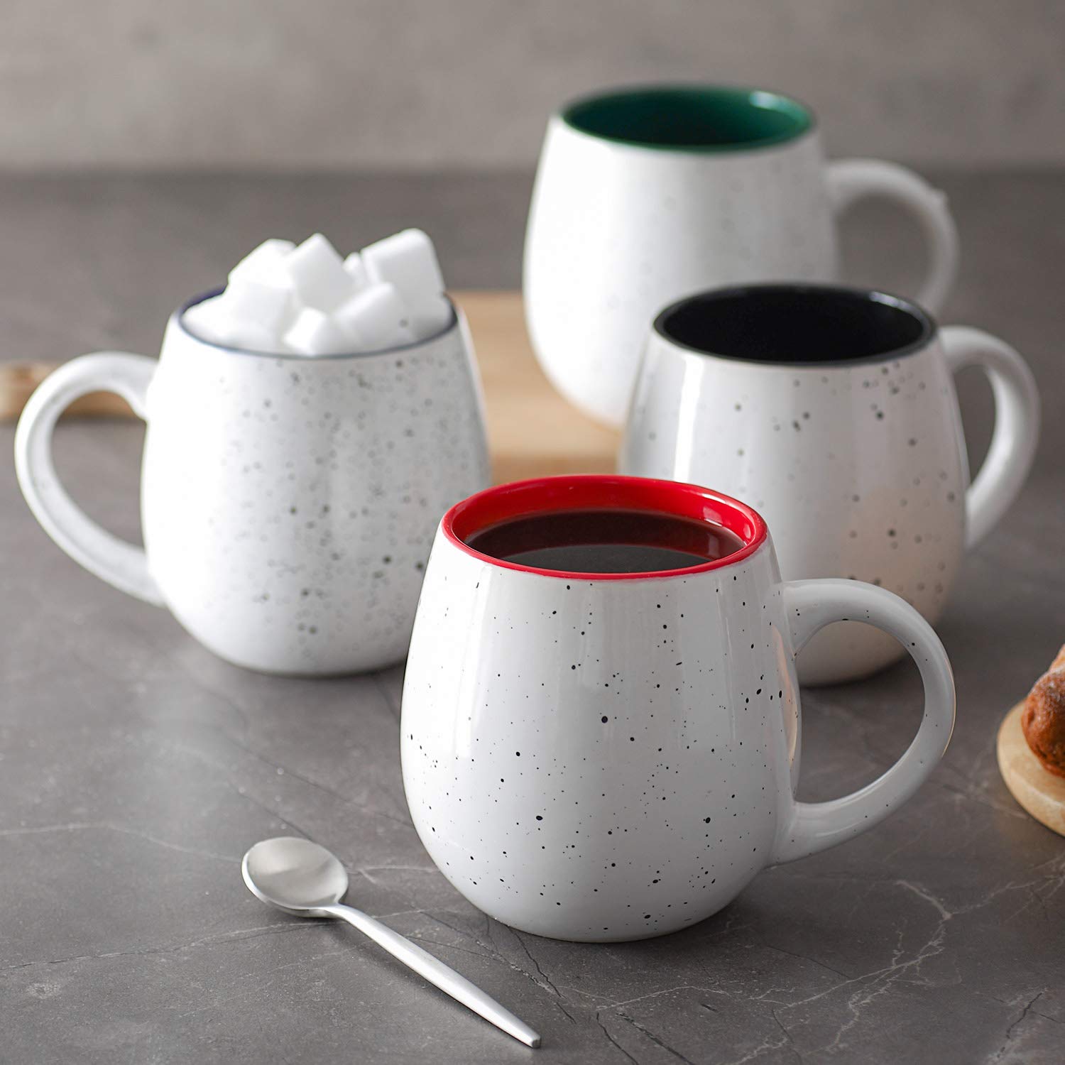 LIFVER 20 Ounces Coffee Mugs Set of 4, Large Coffee Mugs with Color on Inside, Speckled Big White Mugs with Large Handles for Coffee, Tea, Hot Cocoa, Christmas Gifts for Women Men Jumbo Soup Mugs Microwavable
