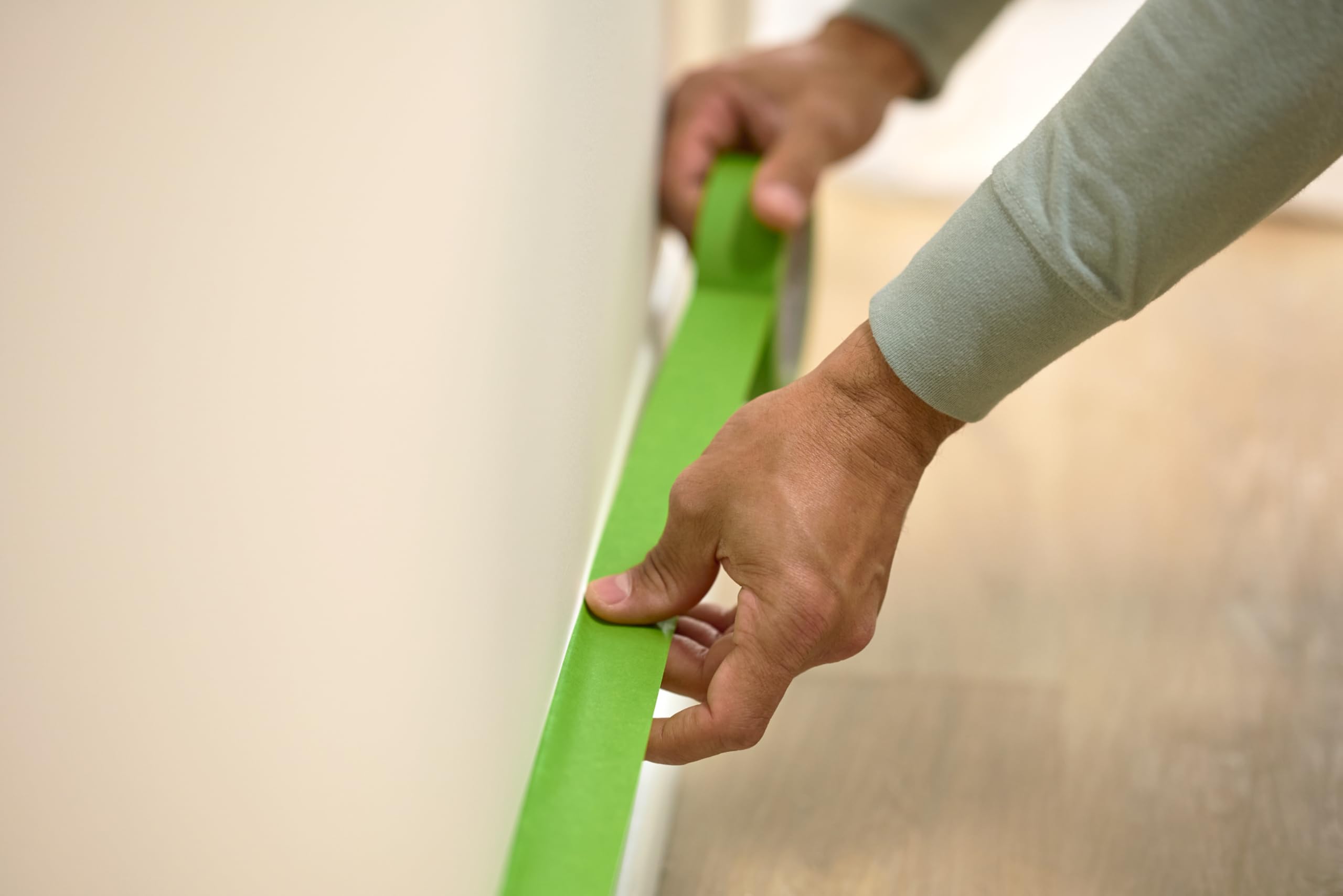 FrogTape 1358463 Multi-Surface Painting Tape, Green, 0.94-Inch x 60-Yard Roll