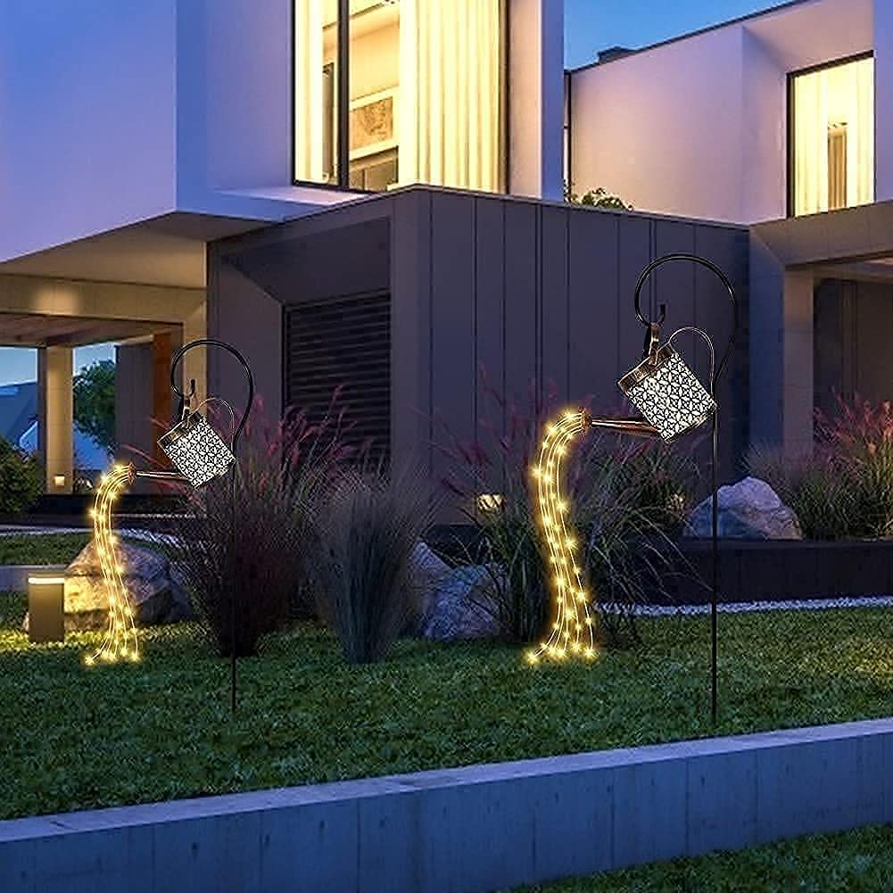 Solar Shower Watering Can Light，LED Solar Garden Lights Outdoor，Waterproof Strip Light,Waterfall Fairy Light，Solar Art Garden Light for for Party,Garden，Home,Yard,Lawn,Decor Retro Metal Solar Lights