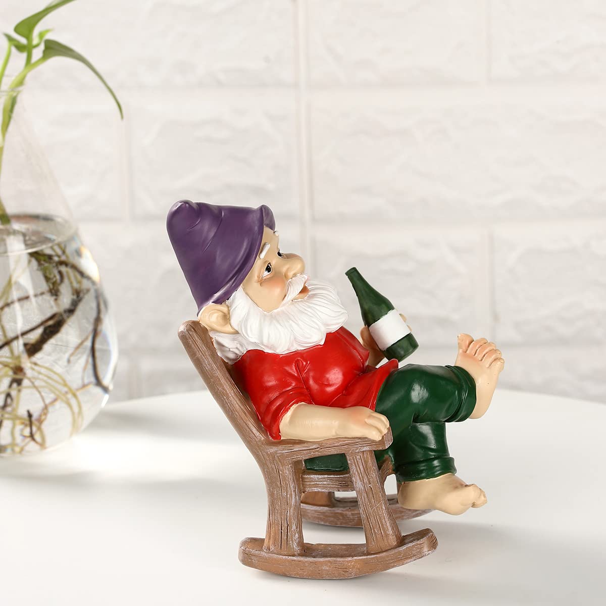 Drinking Garden Gnome Sitting on Rocking Chair, Outdoor Gnome Statue Decorations, Funny Garden Figurines for Lawn Patio (A)