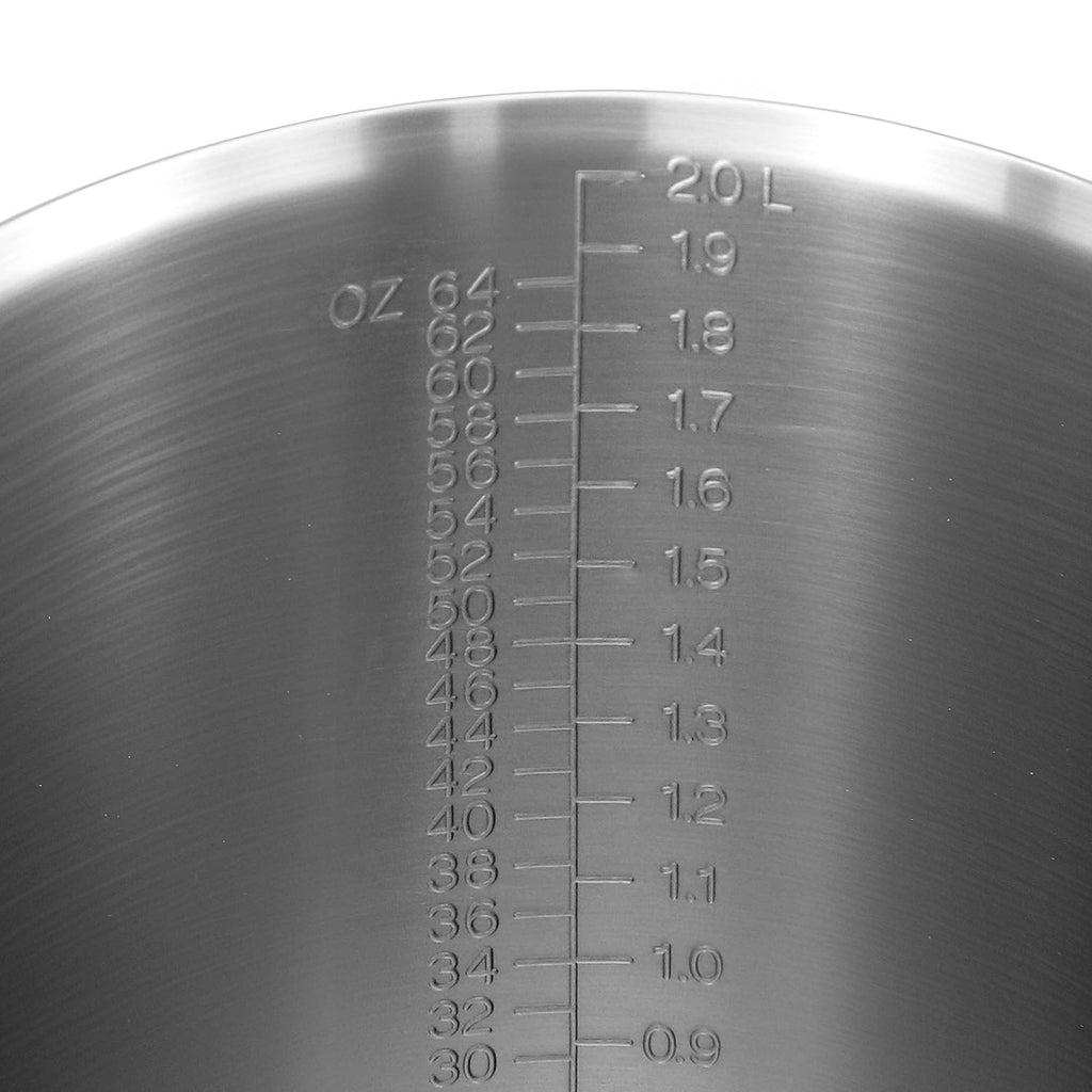 QWORK 304 Stainless Steel Measuring Cup 64 OZ with OZ/ML Graduations, 8 Cup Kitchen Mixing Pitcher, Precision Engraved Markings, Container for Baking and Frothing, 2 Liter