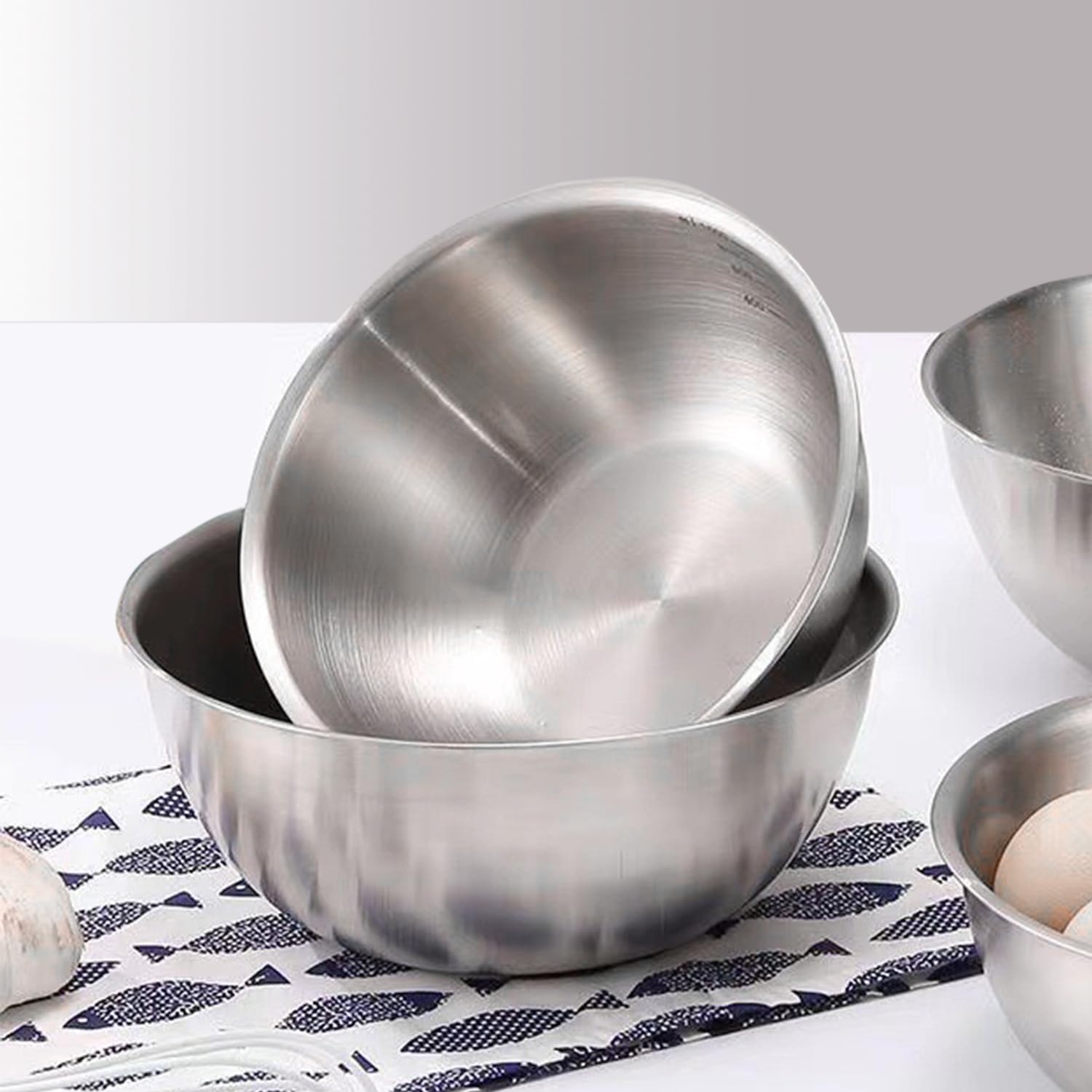 WANBY Stainless Steel Bowls Metal Lightweight Unbreakable Dinner Bowls Set Non-Toxin Dishwasher Safe BPA Free and Healthy (8 Pack 28Oz)