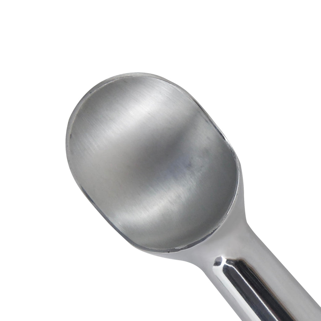Zeroll 1010 Original Ice Cream Easy Scoop with Unique Liquid Filled Heat Conductive Handle Simple One Piece Aluminum Design Easy Release 20 Scoops per Gallon Made in USA, 4-Ounce, Silver