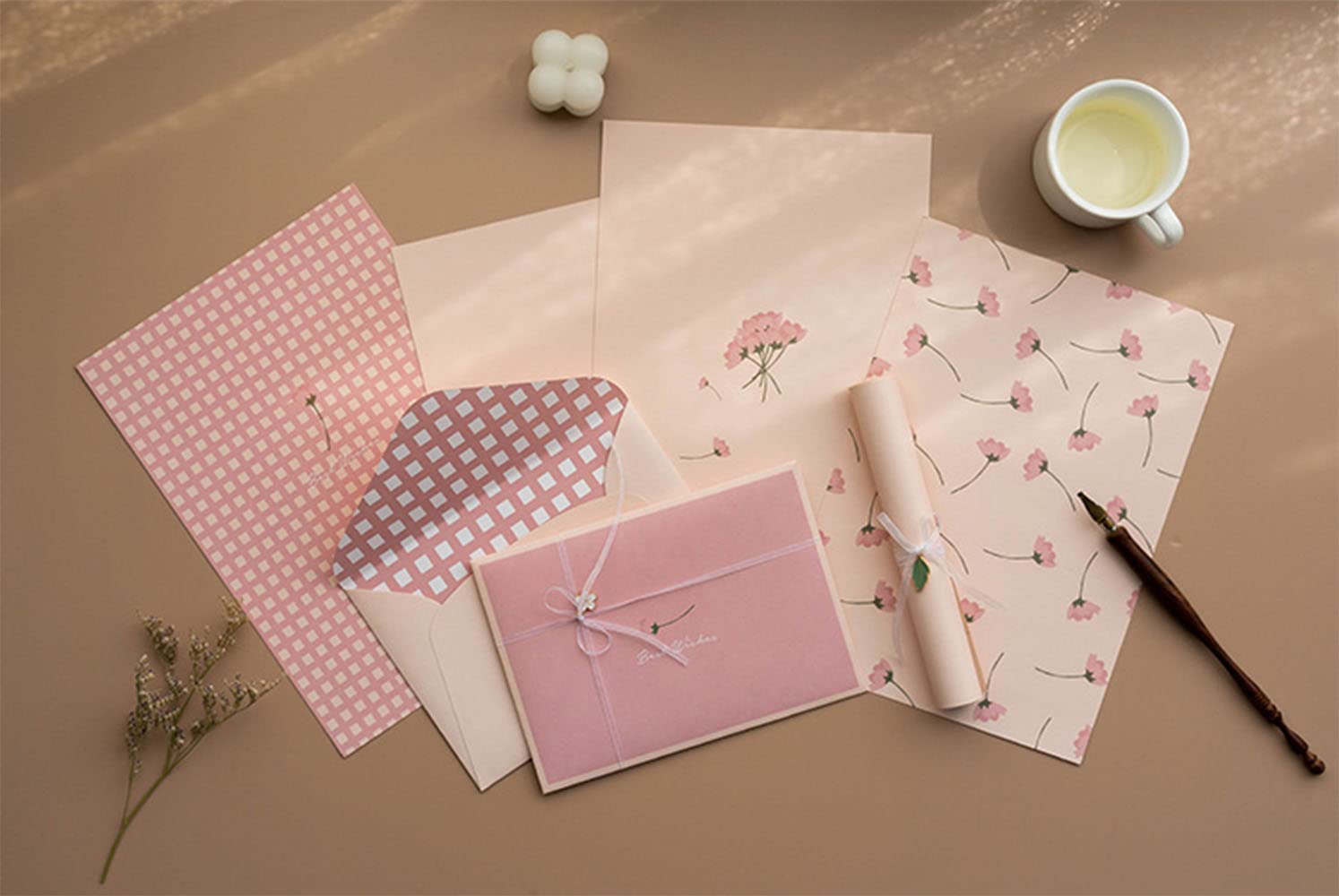 72 Pcs Stationary Writing Paper and Envelopes Set, 24 Sheet Floral Letter Paper 12 Pcs Matching Envelopes Cute Lovely Stationery Lined Writing Paper for Girls Boys Office School Supplies 6 Styles