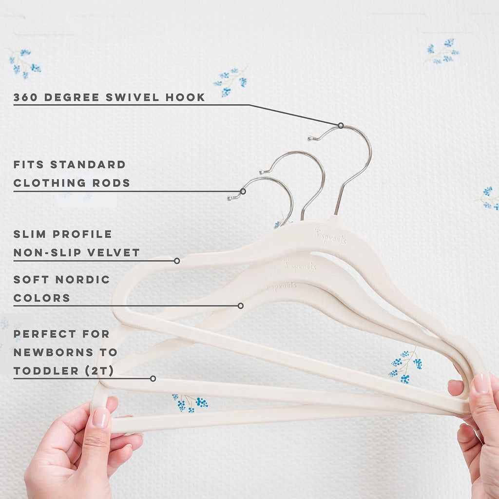 3 Sprouts Velvet Baby Hangers - Non-Slip, Infant & Toddler Velvet Hangers - Slim Kids Hangers & Baby Clothes Hangers, Cintres Pour Bébé (Cream)