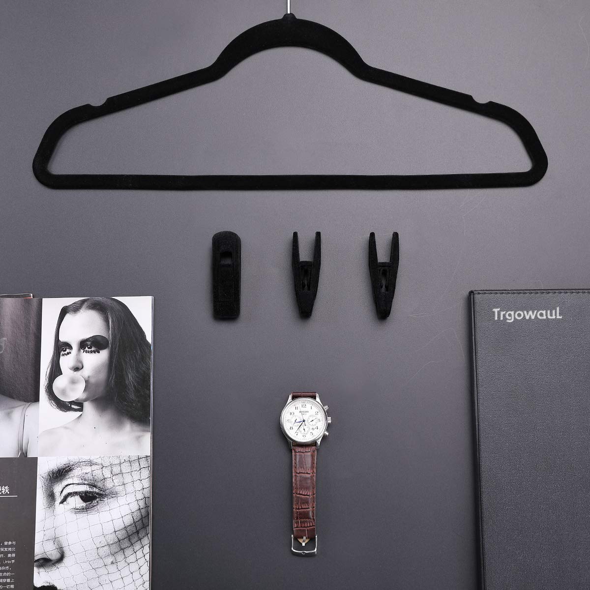 Trgowaul Velvet Hangers Clips, 20 Pack Black Pants Hangers Velvet Clips, Strong Finger Clips Perfect for Thin Velvet Hangers