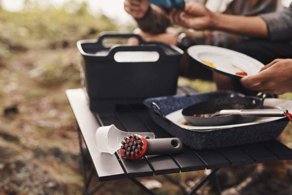 OXO Outdoor Heavy Duty Brush with Cover