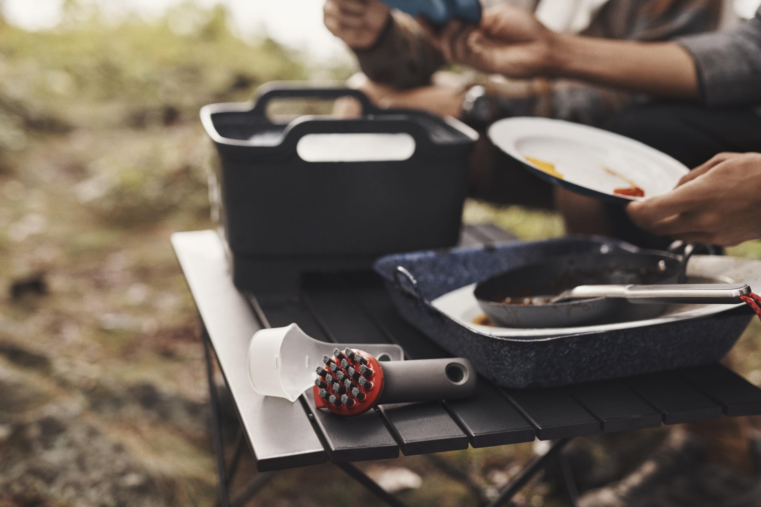 OXO Outdoor Heavy Duty Brush with Cover