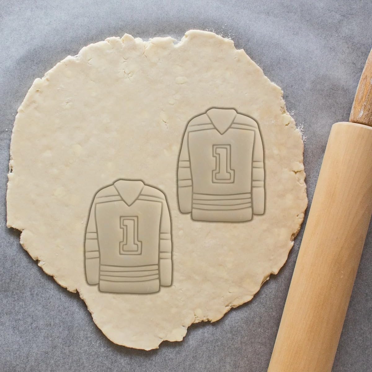 Moose Goods 5 Hockey Cookie Cutters Sports Theme Set - Puck, Goalie Mask, Sticks & Puck, Jersey, and Skate Shapes Made in Canada. Smooth, Food Safe, Ideal for Birthday, Party, Fundraiser