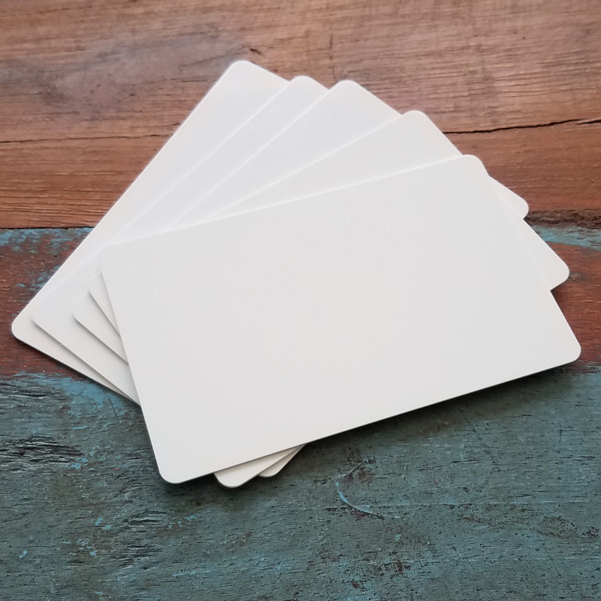 100 Pack - Premium Blank PVC Cards for ID Badge Printers - Graphic Quality White Plastic CR80 30 Mil (CR8030) By Specialist ID - Compatible with Most Photo ID Badge Printers (White)