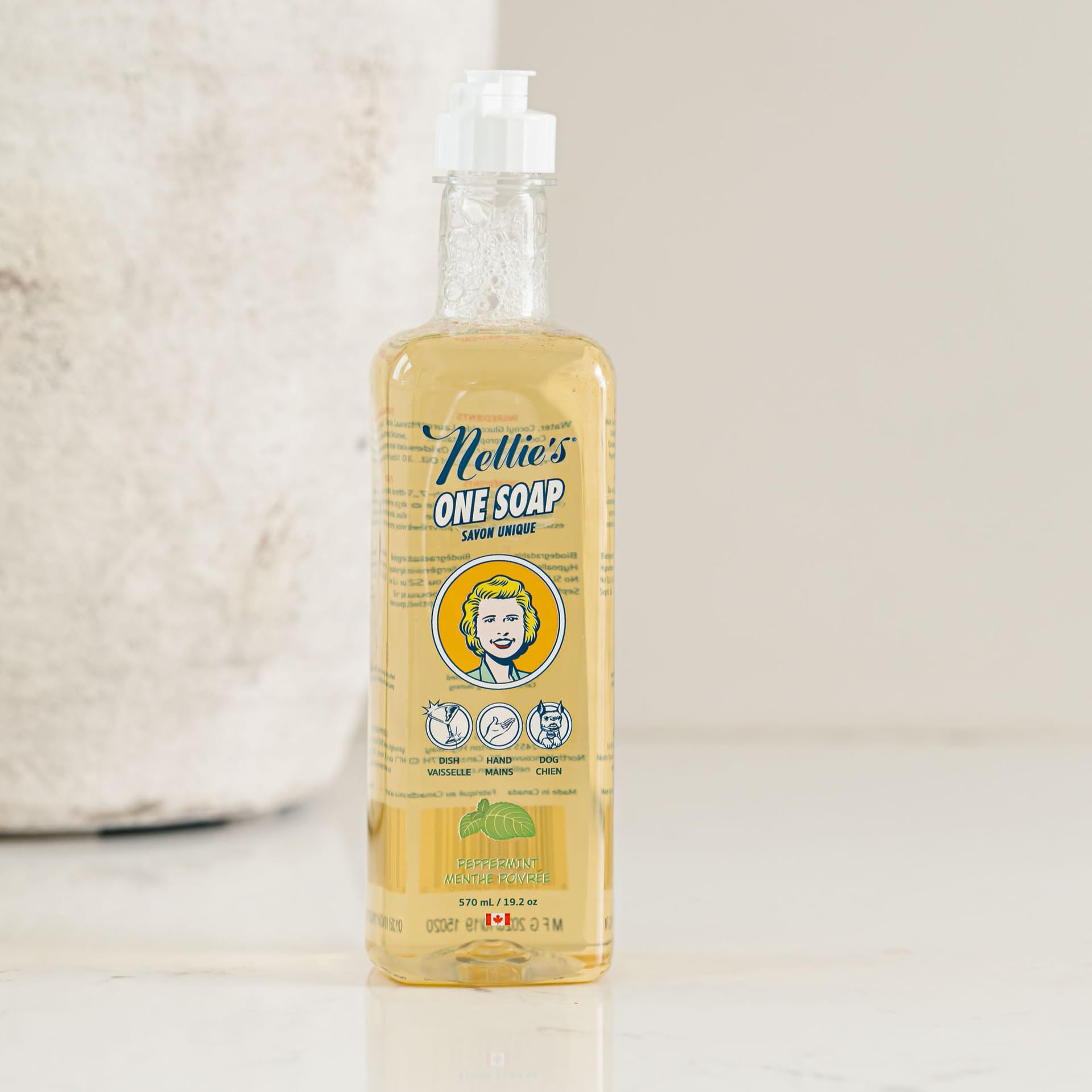 Nellie's One Soap - Peppermint Scented - Gentle Multi-Purpose Cleaner for Dishes, Surfaces, and Hands - Hypoallergenic, Plant-Based, Chemical-Free, and Soft on Skin - 19.2 oz - (Made in Canada)