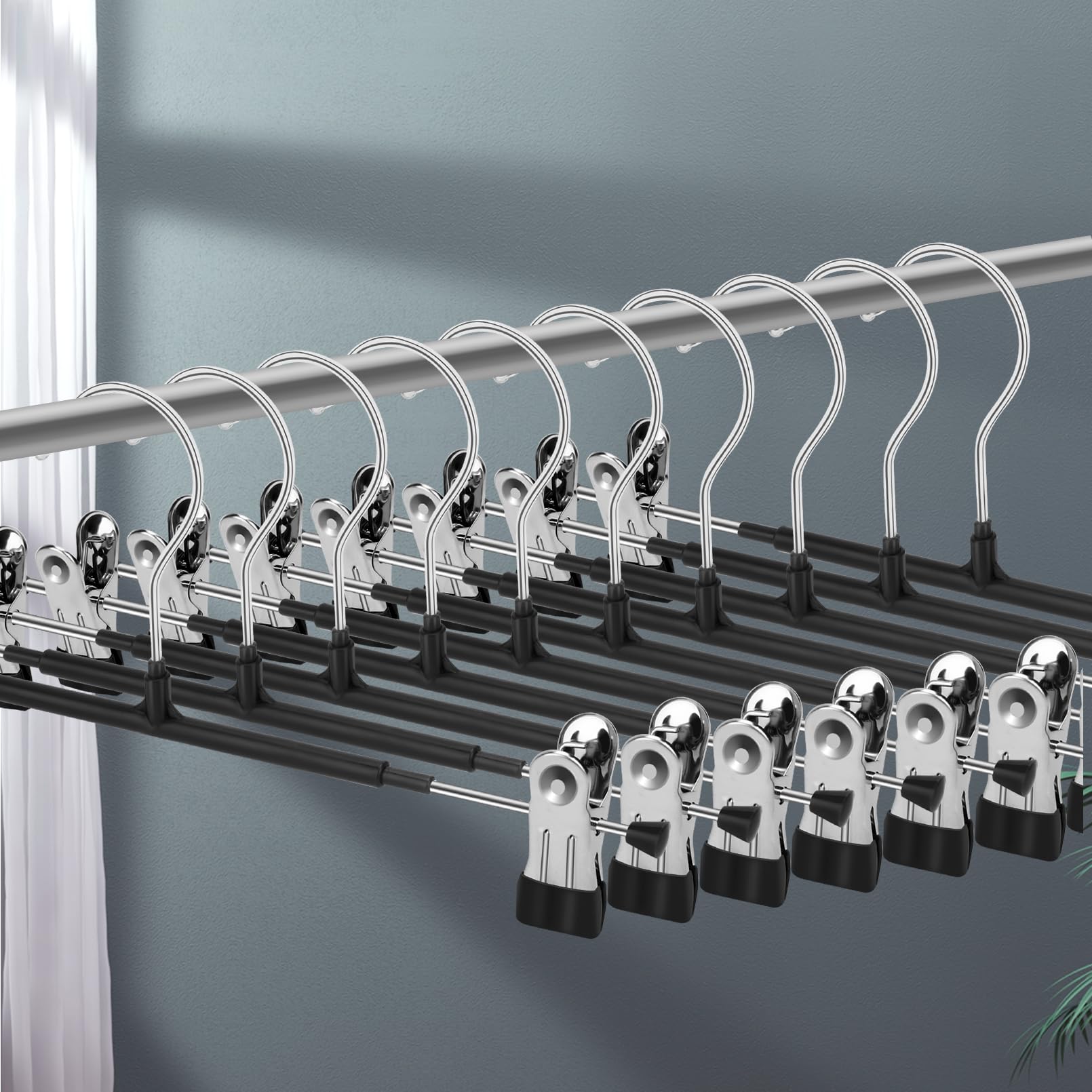 Lamitocs 20 Pack Heavy-Duty Pant Hangers with Clips, Space Saving, Anti-Slip, Black
