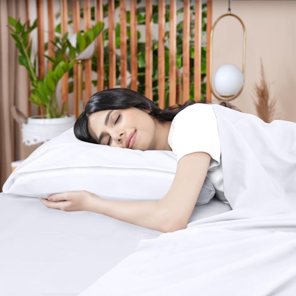Utopia Bedding Flat Sheet - Soft Brushed Microfiber Fabric - Shrinkage & Fade Resistant Top Sheet - Easy Care - 1 Flat Sheet Only (Full/Double, White)
