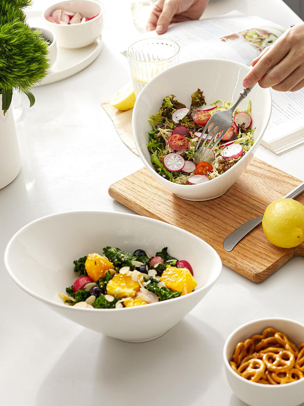 DOWAN Salad Bowls, 2 Packs Serving Bowls Porcelain, 26 Ounce Pasta Bowls, Elegant White Angled Serving Bowls for Salad, Pasta, Soup, Rice, Prep, Ideal for Restaurant