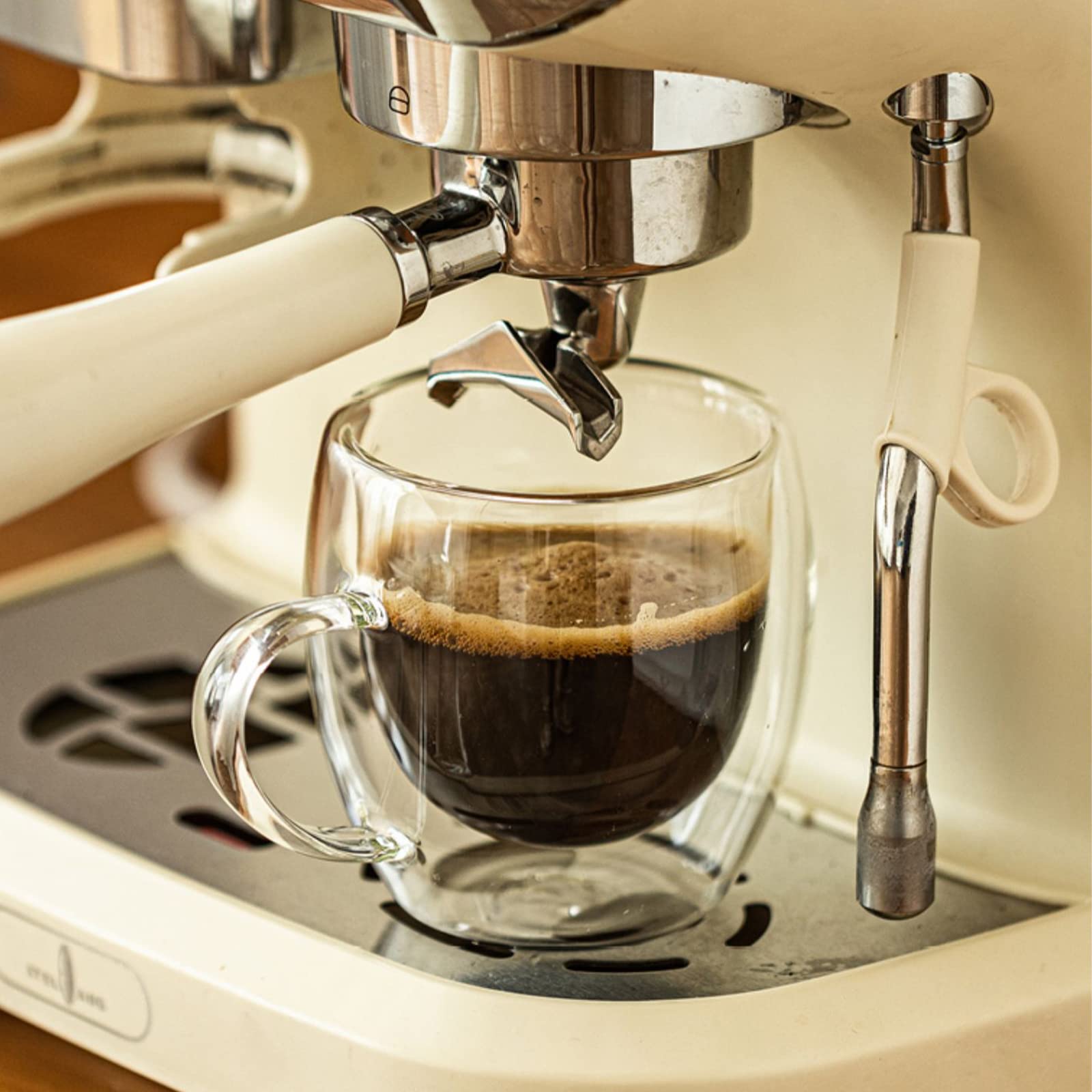Dyserbuy 4 Pack Cappuccino Glass Mugs, Double Wall Insulated Glass Coffee Mugs with Handle, Drinking Glasses Cups, Perfect for Cappuccino, Latte, Espresso, Tea, Juice, Beverage (250ml/ 8.5oz)