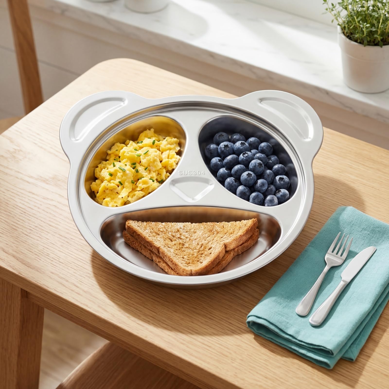 Lyellfe Set of 4 Stainless Steel Divided Plates, 3 Sections Unbreakable Dinner Plates, Cute Panda Shape Divided Plates for Picky Eaters, Lunch, Camping