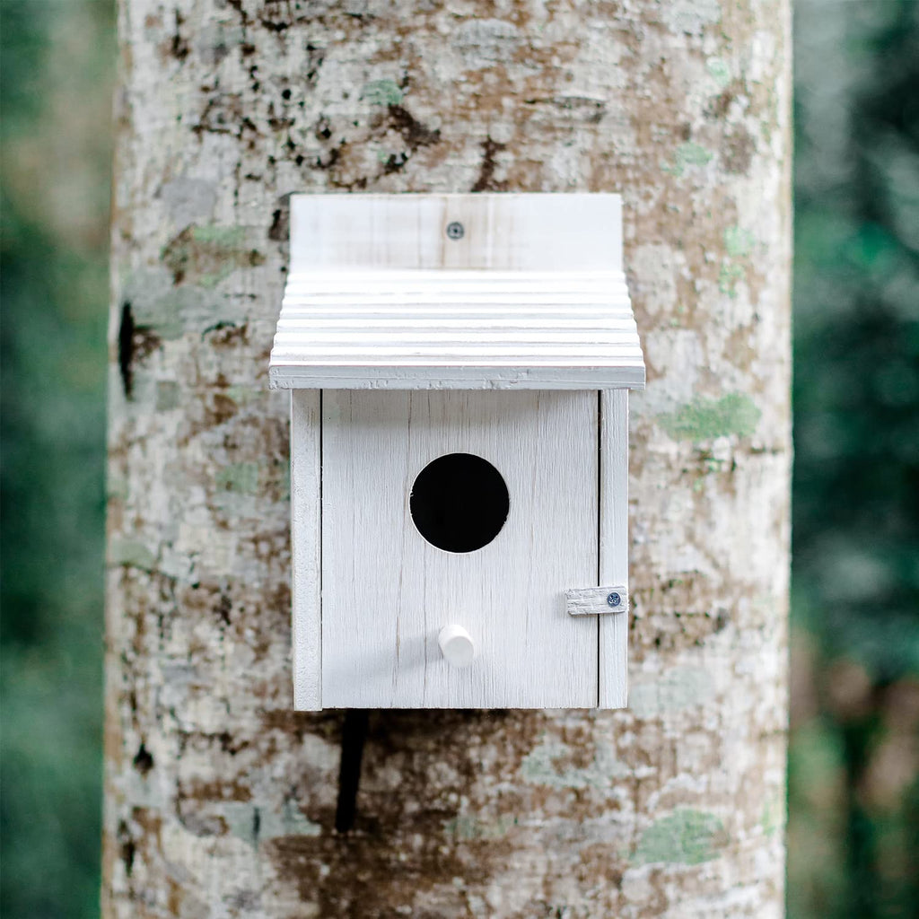 NATUREYLWL Wooden Bird Houses for Outside, Outdoor Bird House with Pole, Weatherproof Birdhouse for Finch,Bluebird,Cardinals, Hanging Birdhouses, Nesting Box for Garden Birds