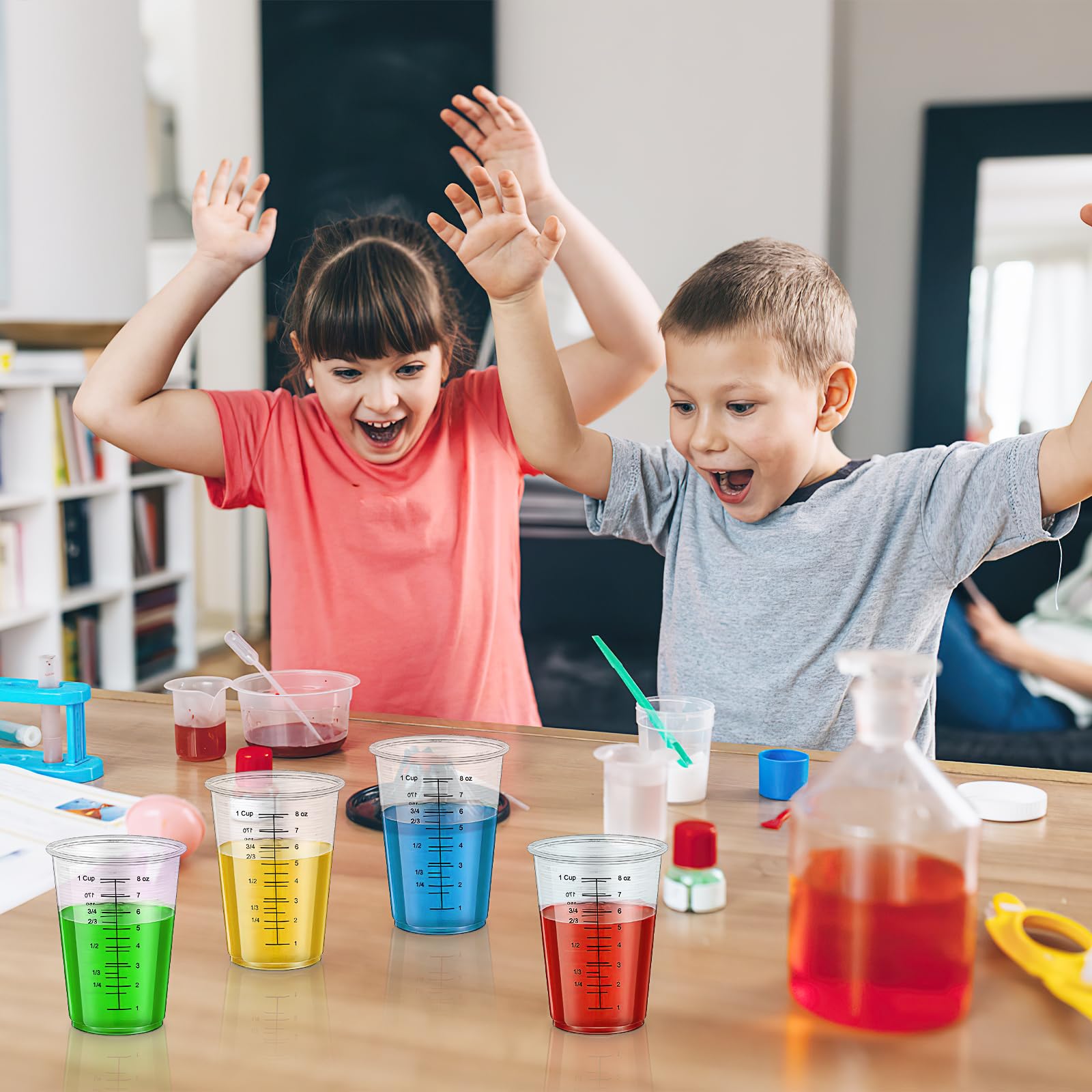 200Pcs Clear Plastic Measuring Cup, 8oz Disposable Measuring Cups Reusable Mixing Cups Graduated Cups for Epoxy Resin Stain Glue Paint Mixing