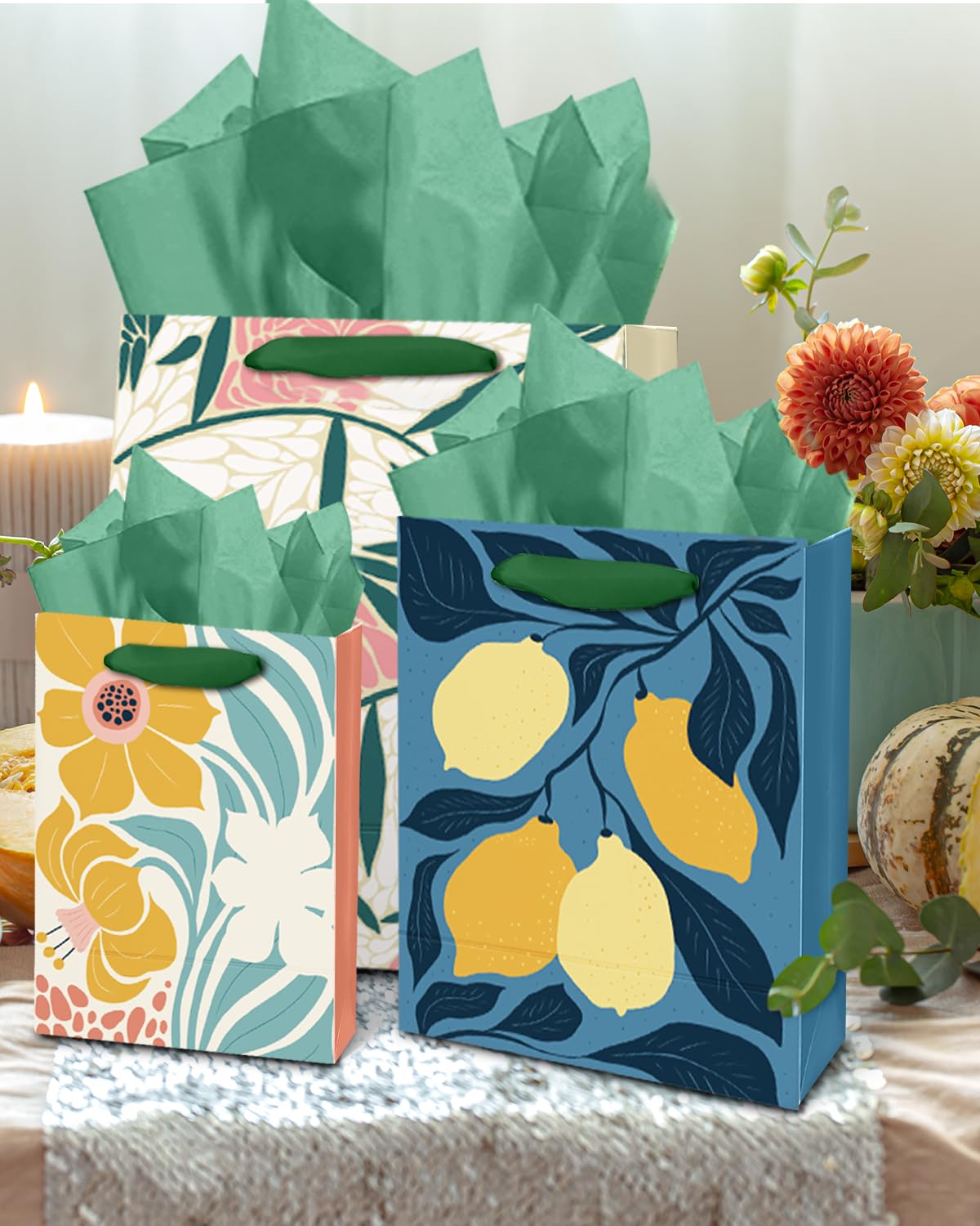 qiqee Clash Flowers Gift Bags with Tissue Paper Mulit Assorted Sizes 10PCS Present Party Favor Birthday Bags(2pcs Large 13", 4pcs Medium 9", 4pcs Small 6", Tissue Paper)