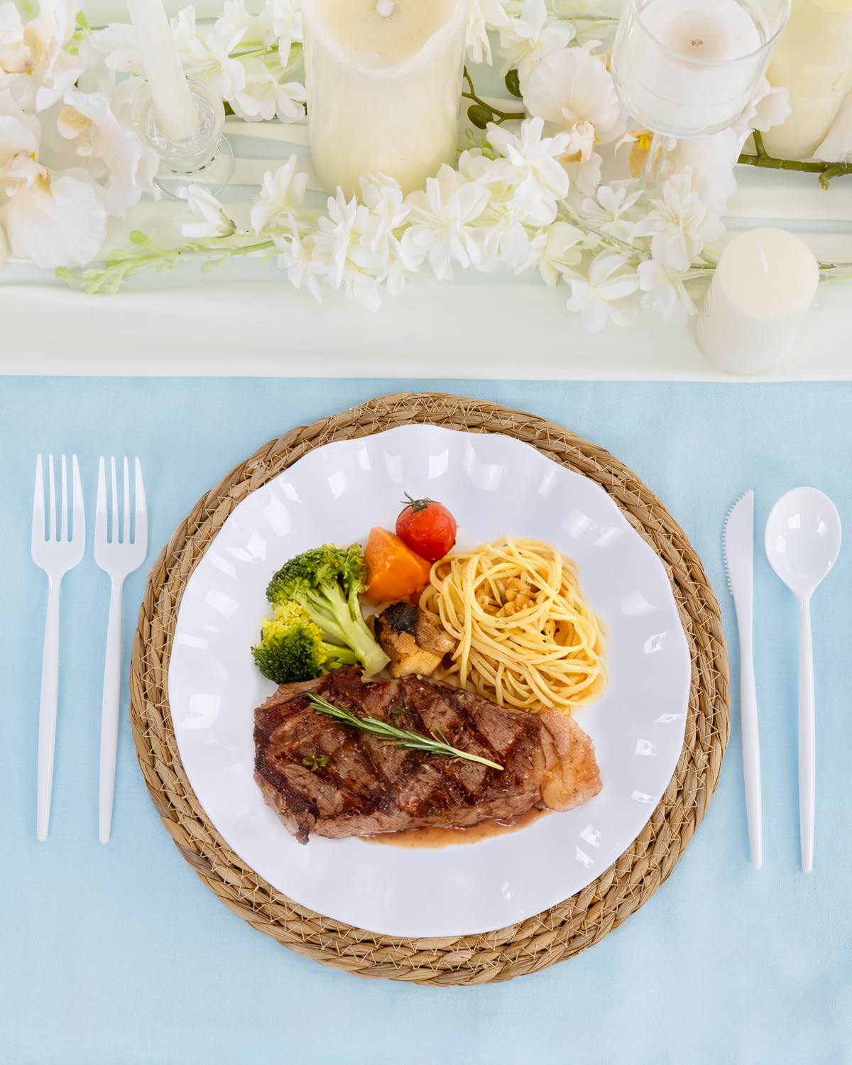 LIYH White Plastic Plates, 20 Pieces, Reusable, Unbreakable, Scalloped, Microwave & Dishwasher Safe 10 Inch