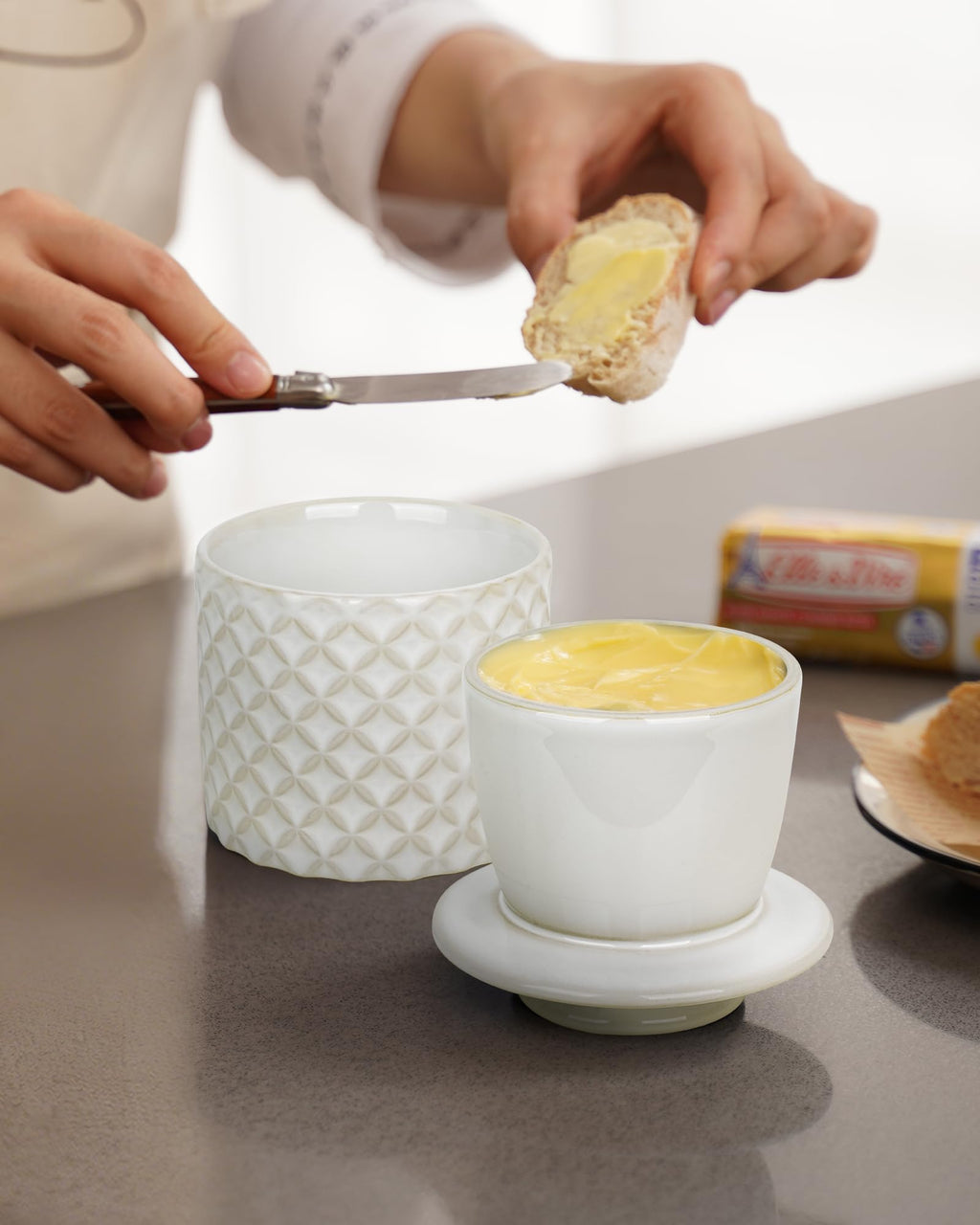 French Butter Crock, Ceramic Butter Dish with Lid, Water-Sealed Butter Keeper Keeps Butter Soft & Spreadable, Kiln Weave White, Housewarming Gift, 8 oz (250g)
