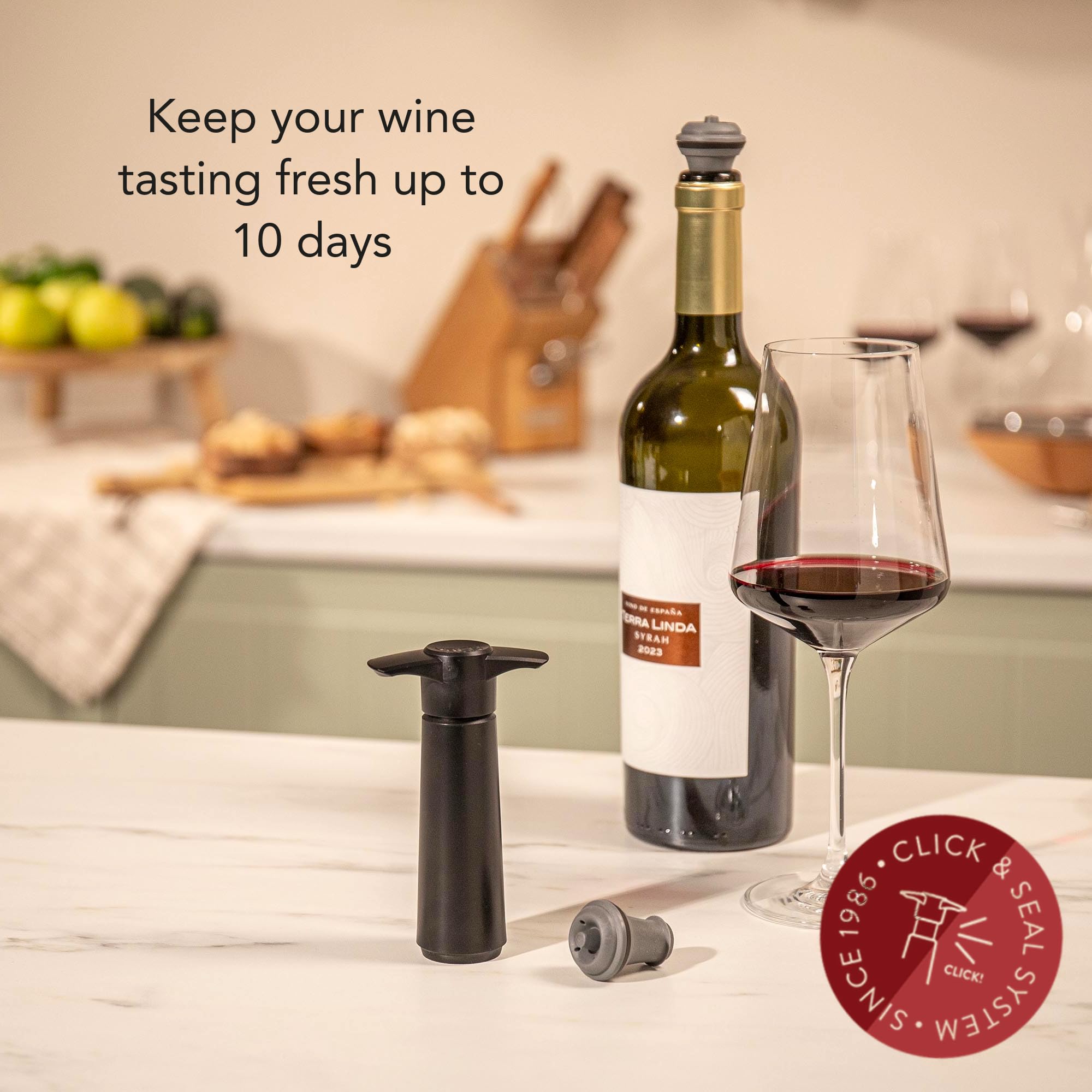 The Original Vacu Vin Wine Saver with 2 Vacuum Stoppers – Black