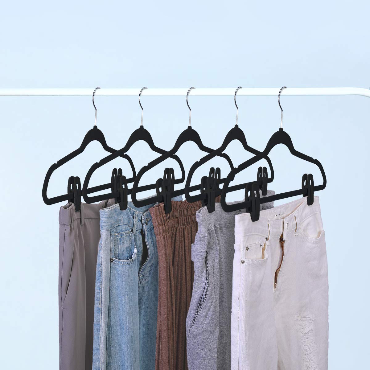Trgowaul Velvet Hangers Clips, 20 Pack Black Pants Hangers Velvet Clips, Strong Finger Clips Perfect for Thin Velvet Hangers
