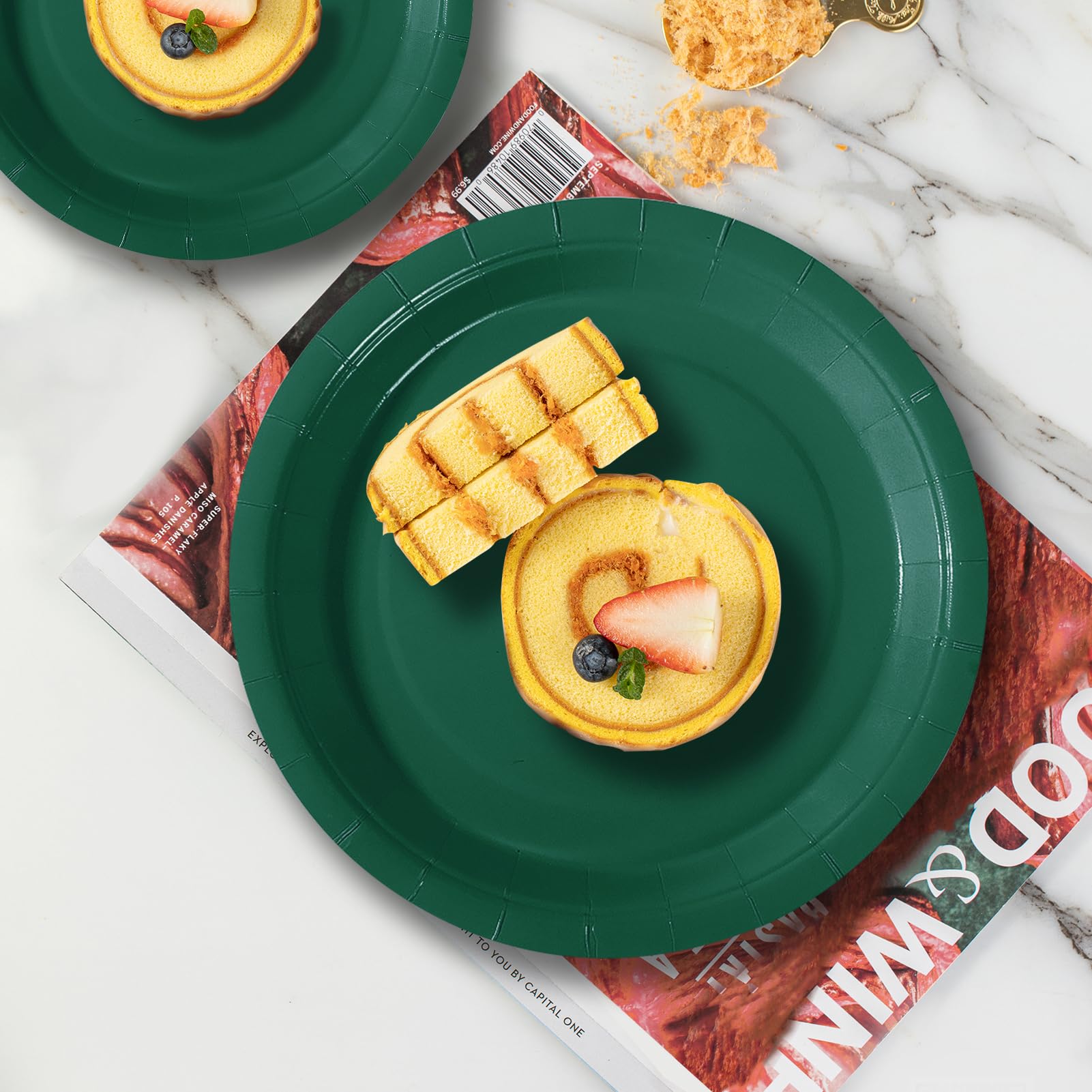 PYAILI Party Paper Plates, 50-Pack Disposable Dark Green Plates, Foil Polka Dots, 23 Centimetres-9 Inch