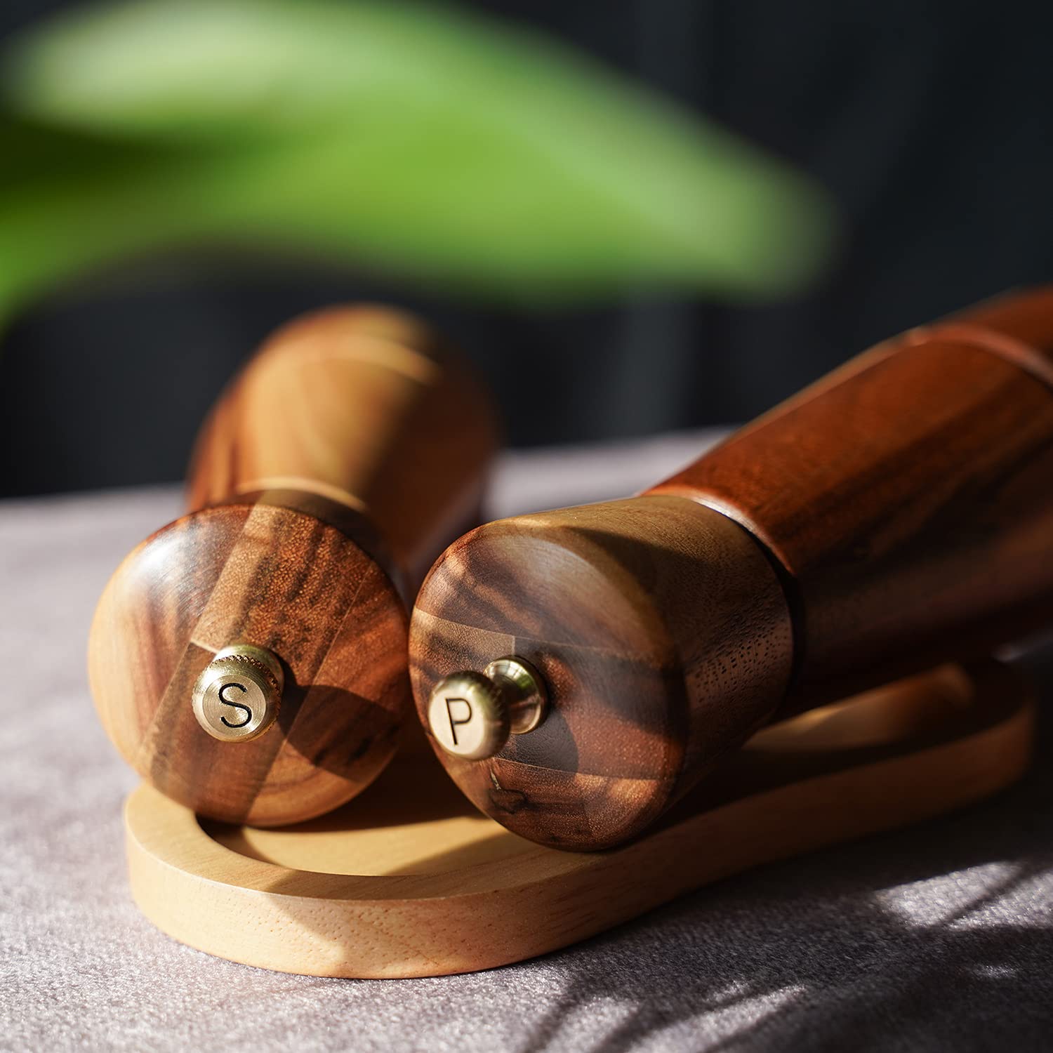 DeroTeno Salt and Pepper Mill Set, Adjustable Ceramic Grinder Salt Mill, Stainless Steel Grinder Pepper Mill, Acacia Wood, 16.5 cm / 6 inch Height, Bottom Dia 5 cm (Tray is NOT Included)