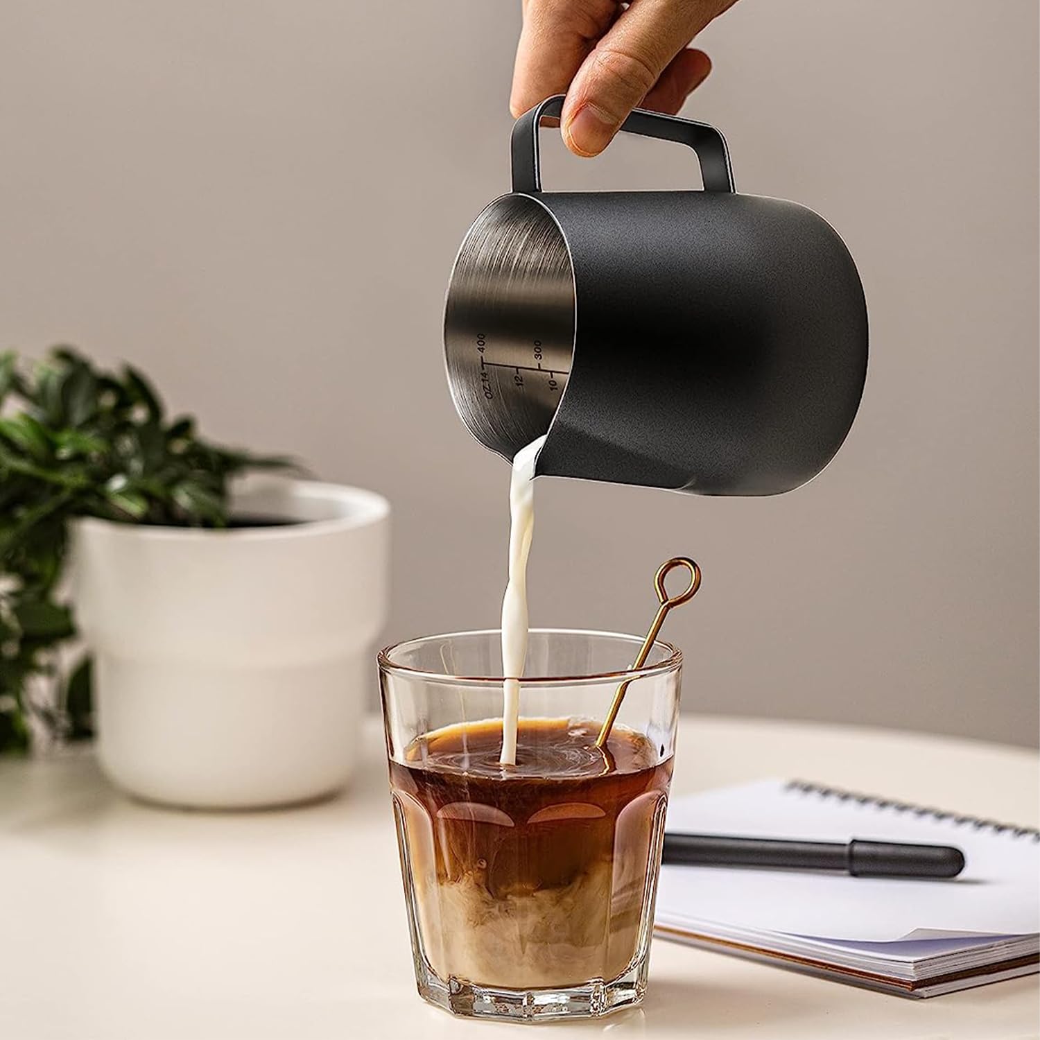 Milk Frothing Pitcher 20oz/600ml, Stainless Steel Espresso Steaming Pitcher Milk Jug, Perfect for Cream, Coffee, Water, Juices, Smoothies Black