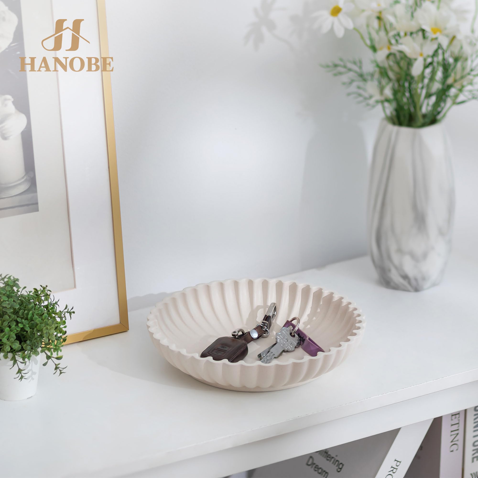 Hanobe Decorative Centerpiece Bowl Decor: Large Fruit Bowls for Home Dinning Kitchen Counter Resin Scalloped Ruffle Key Tray for Living Entryway Coffee Tables