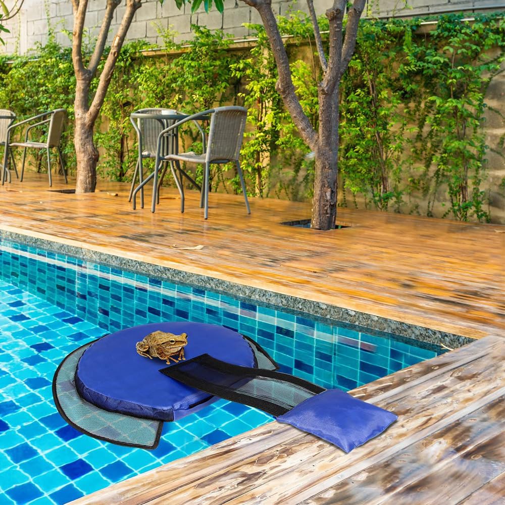 2 Packs Animal Rescue Escape Ramps for Swimming Pool Frog Floating Ramp Rescues Toads Lizards Ducks Snakes Squirrel Chipmunk Pool Maintenance Accessories Floating Ramp Tooll Spa Accessories Tools
