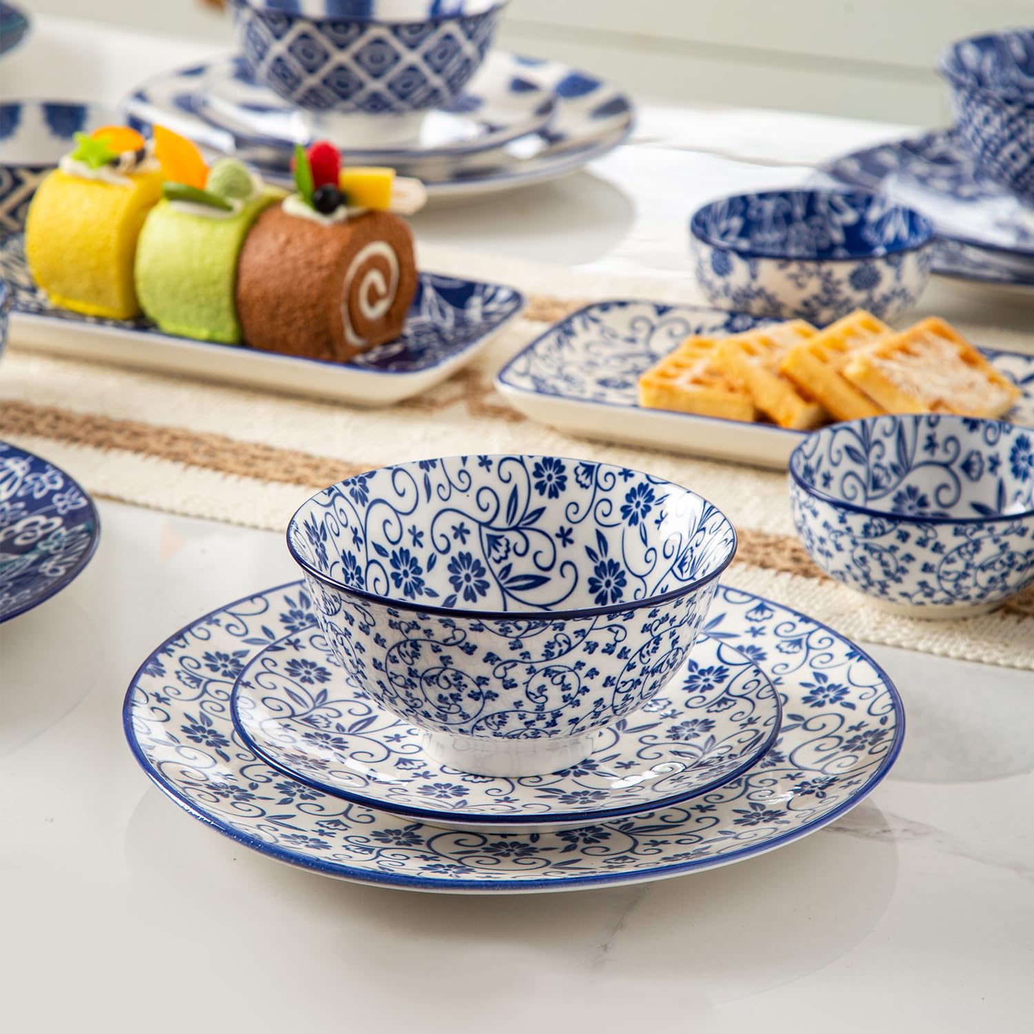 Cerkik Ceramic Dipping Bowls Set - Mini 4 Oz / 113 ml Dessert Bowls - Small 3.5 Inch / 9 cm Porcelain Bowls for Side Dishes, Snack, Appetizer - Microwave Dishwasher Safe - Set of 6 - Vintage Blue