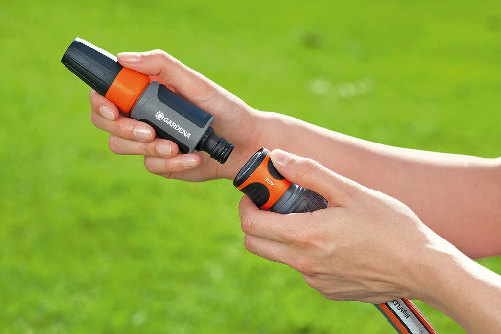 Gardena 7114-FP Frost-Proof Fully Adjustable Nozzle, Includes Waterstop Quick Connector, Made in Germany