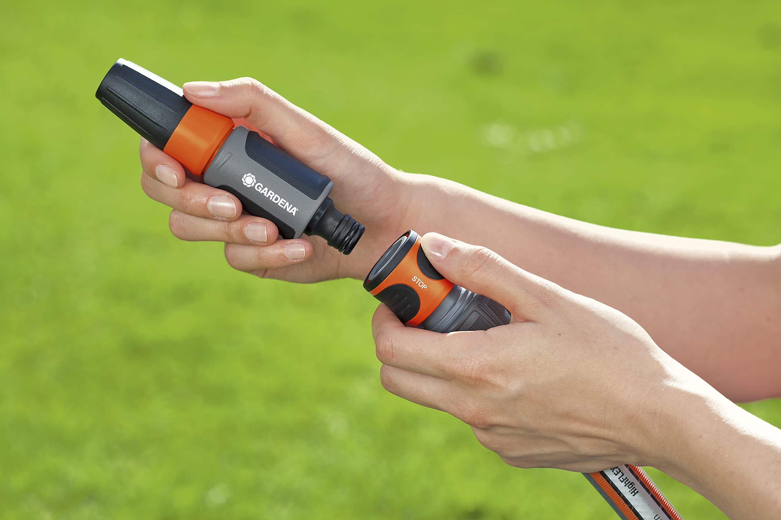 Gardena 7114-FP Frost-Proof Fully Adjustable Nozzle, Includes Waterstop Quick Connector, Made in Germany
