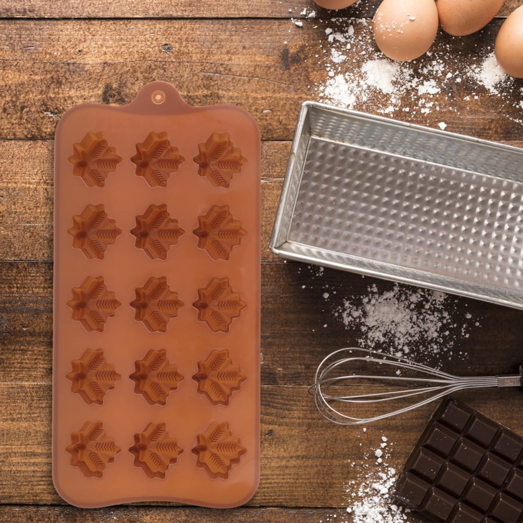 DECHOUS 4 Pack Maple Leaf Candy Mold: Silicone Maple Syrup Candy Molds Tray for Chocolate Gummies Candies Fondant Home Party