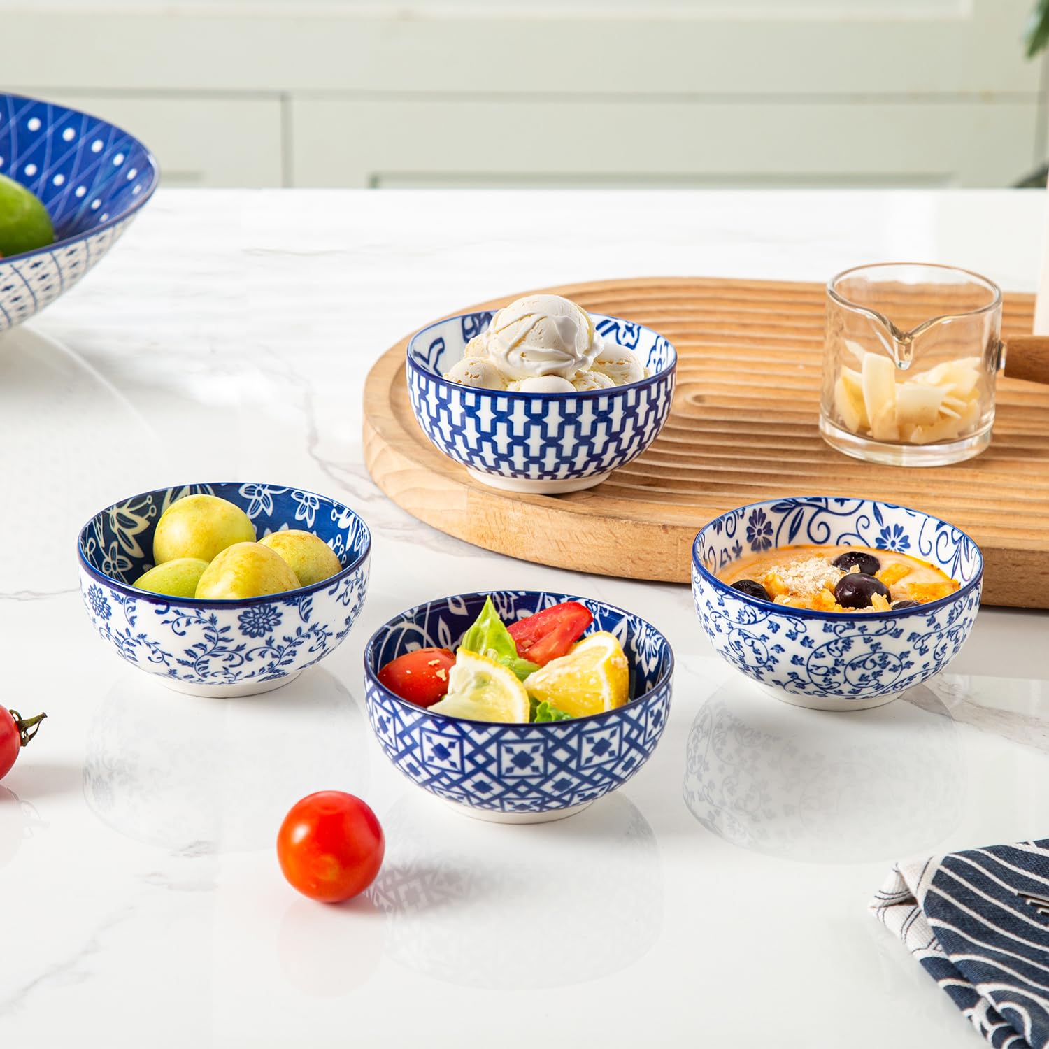 Cerkik Ceramic Dipping Bowls Set - Mini 4 Oz / 113 ml Dessert Bowls - Small 3.5 Inch / 9 cm Porcelain Bowls for Side Dishes, Snack, Appetizer - Microwave Dishwasher Safe - Set of 6 - Vintage Blue